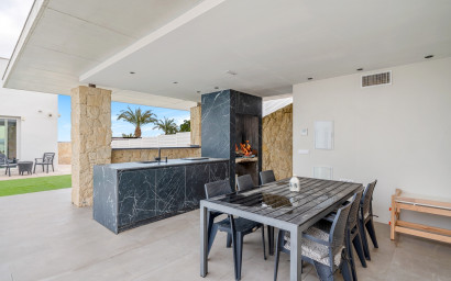 Resale - Villa -
Algorfa - Lomas De La Juliana