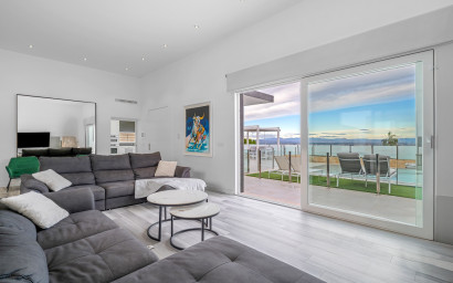 Resale - Villa -
Algorfa - Lomas De La Juliana