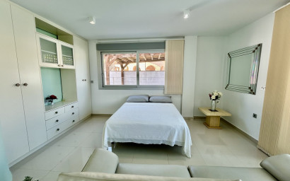 Revente - Villa -
Villamartín