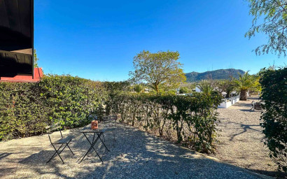 Resale - Villa -
Sax