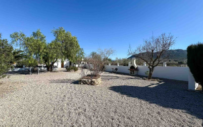 Resale - Villa -
Sax