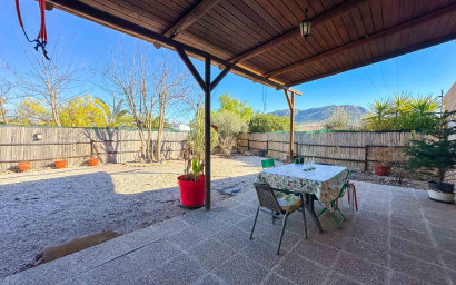 Resale - Villa -
Sax