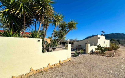 Resale - Villa -
Sax