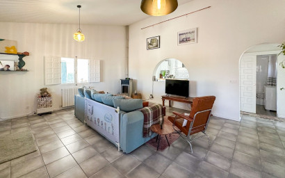 Resale - Villa -
Sax