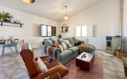 Resale - Villa -
Sax