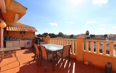 Resale - Apartment -
Rafal - Rafal - Town