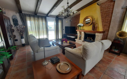 Herverkoop - Villa -
Sax