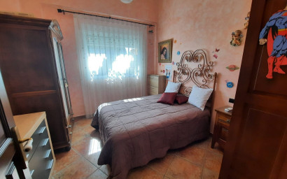 Herverkoop - Villa -
Sax