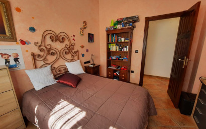 Herverkoop - Villa -
Sax