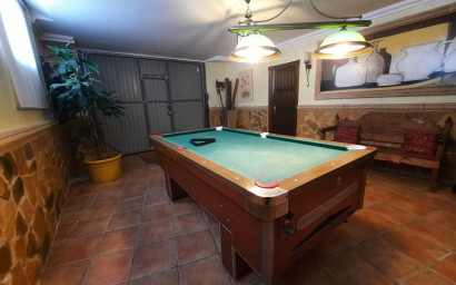 Herverkoop - Villa -
Sax