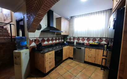 Herverkoop - Villa -
Sax