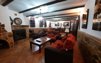 Herverkoop - Villa -
Sax