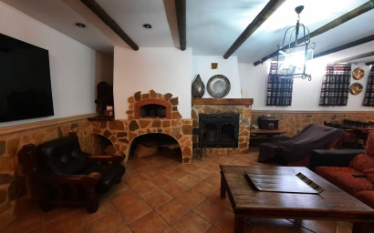 Herverkoop - Villa -
Sax