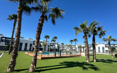 Resale - Apartment -
Guardamar del Segura - Guardamar - El Raso