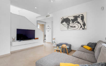 Resale - Villa -
Orihuela Costa - Vistabella