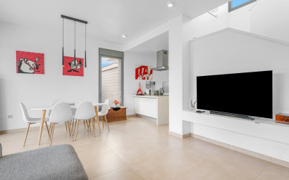 Resale - Villa -
Orihuela Costa - Vistabella