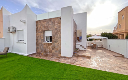 Resale - Townhouse -
Orihuela Costa - Playa Flamenca