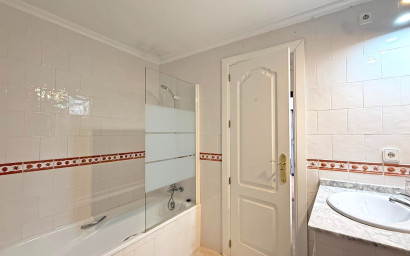 Resale - Apartment -
Orihuela Costa - Villamartín