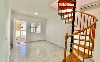 Resale - Apartment -
Orihuela Costa - Playa Flamenca