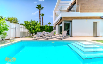 Revente - Villa -
Orihuela Costa - Villamartín