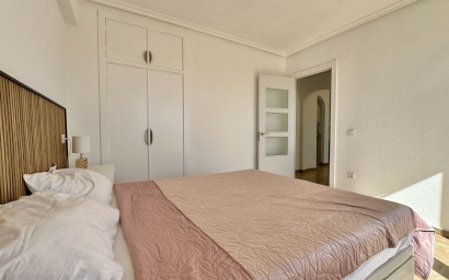 Resale - Apartment -
Orihuela Costa - Punta Prima