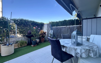 Resale - Apartment -
Orihuela Costa - Punta Prima