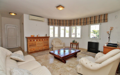 Resale - Villa -
Las Ramblas