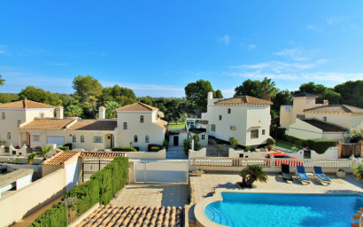 Resale - Villa -
Las Ramblas