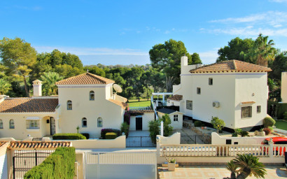 Resale - Villa -
Las Ramblas