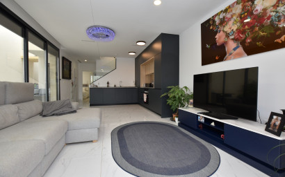 Herverkoop - Villa -
Los Montesinos