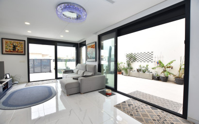 Herverkoop - Villa -
Los Montesinos