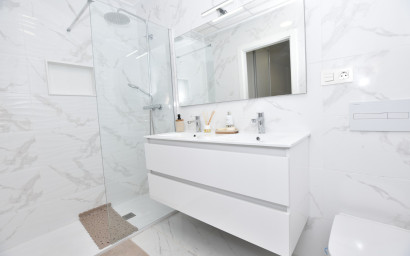 Herverkoop - Villa -
Los Montesinos