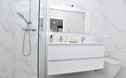 Herverkoop - Villa -
Los Montesinos