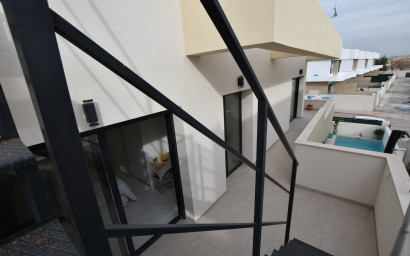 Herverkoop - Villa -
Los Montesinos