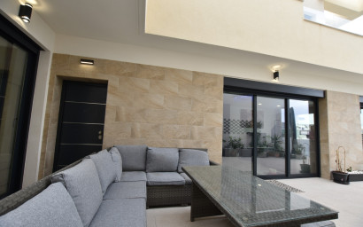 Herverkoop - Villa -
Los Montesinos