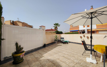 Resale - Townhouse -
Orihuela Costa - Los Altos