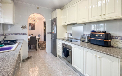 Resale - Villa -
Monforte del Cid