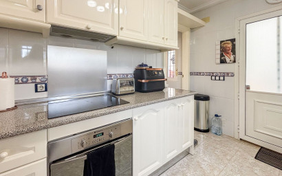 Resale - Villa -
Monforte del Cid