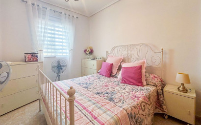 Resale - Villa -
Monforte del Cid