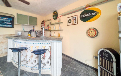 Resale - Villa -
Monforte del Cid