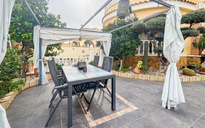 Resale - Villa -
Monforte del Cid