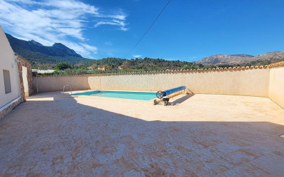 Herverkoop - Villa -
La Romana