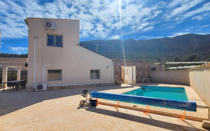 Herverkoop - Villa -
La Romana