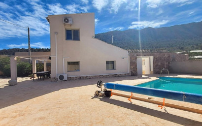 Herverkoop - Villa -
La Romana