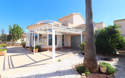 Resale - Villa -
Ciudad Quesada - Atalayas