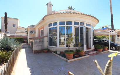 Resale - Villa -
Ciudad Quesada - Atalayas