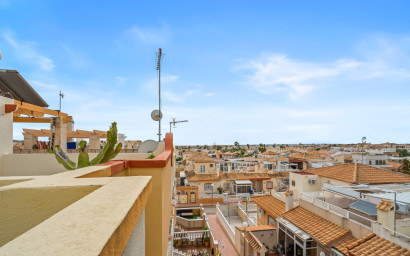 Resale - Townhouse -
La Florida