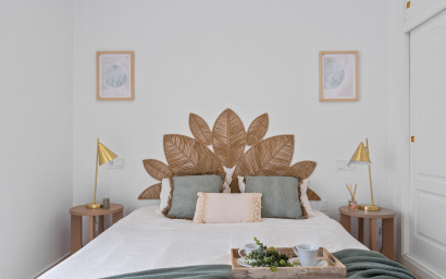 Resale - Townhouse -
La Florida