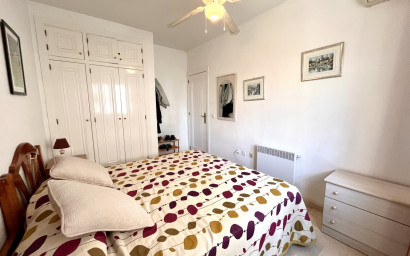 Herverkoop - Plat -
Playa Flamenca