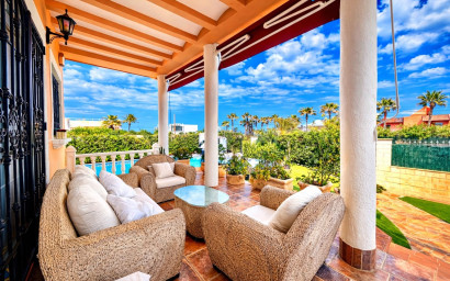 Herverkoop - Villa -
La Mata